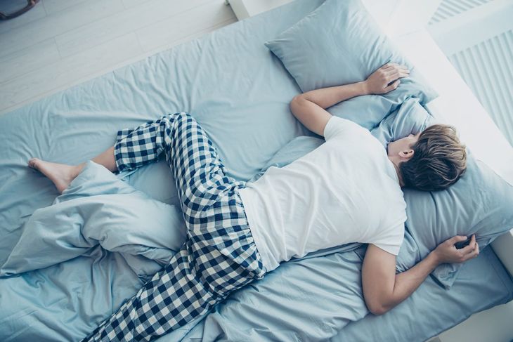 sleep poses and biometric analysis of sleep stages